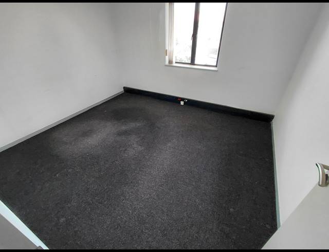 279M² OFFICE TO LET IN BRYANSTON